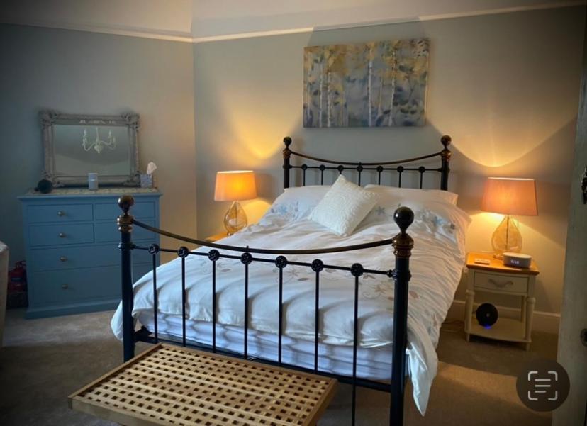 The Old Rectory - Valley View Room In Private Home Stockton-on-Teme エクステリア 写真